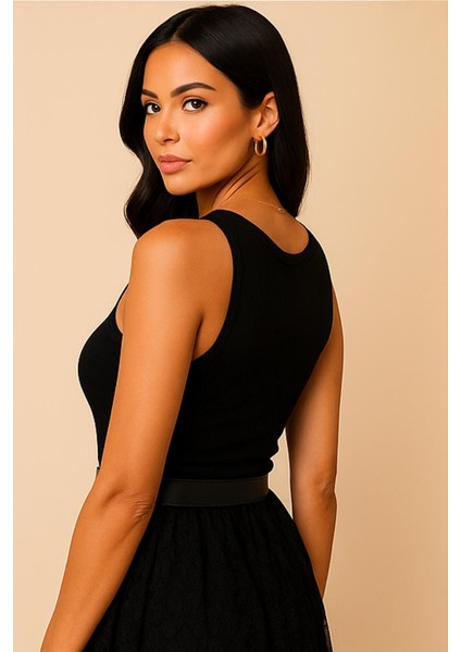 Kadın Premium Fitilli Önü Düğmeli Siyah Atlet fırsatları