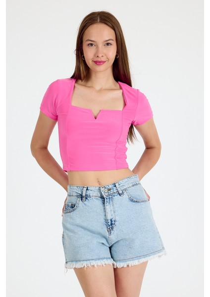 Pembe Kare Yaka V Kesim Detaylı Crop Bluz 10432