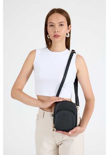 Siyah Ön Cepli Mini Çarpraz Askılı Çanta 384