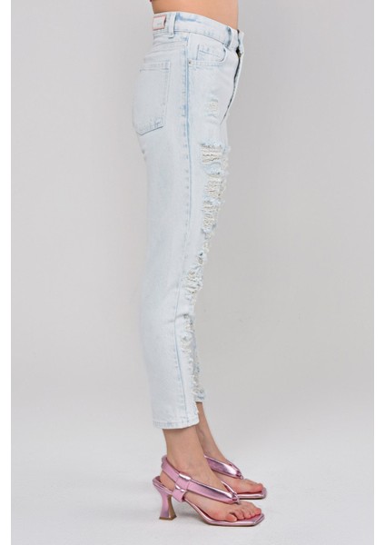 Lazer Kesim Kadın Mom Jean Pantolon 1037-869 Buz Mavisi fırsatları