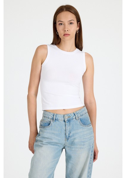 Beyaz Bisiklet Yaka Kolsuz Slim Fit Atlet 1663