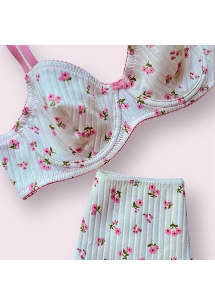 Beyaz Pamuklu Çiçek Detaylı Sütyen Takım