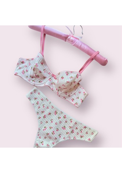 Beyaz Pamuklu Çiçek Detaylı Sütyen Takım modelleri