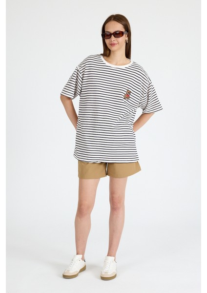 Laci Ayı Nakışlı Çizgili Oversize Tişört 3083 modelleri