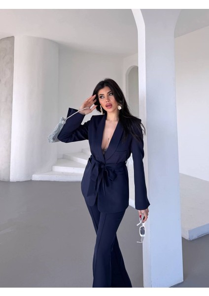 Kadın Ikili Kuşaklı Blazer Ceket Pantolon Takım