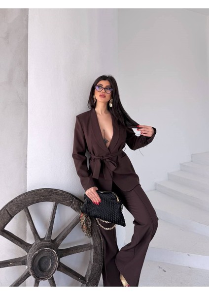 Kadın Ikili Kuşaklı Blazer Ceket Pantolon Takım modelleri