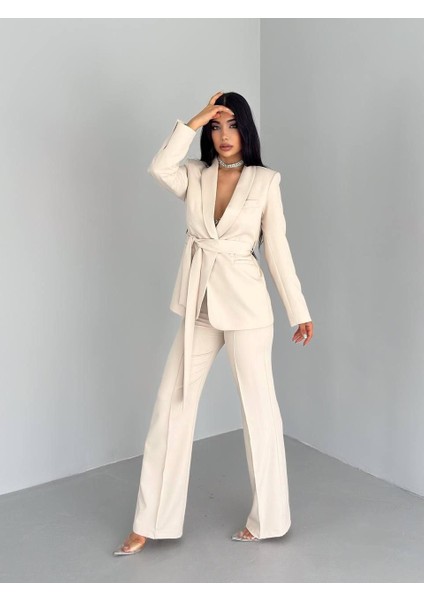 Kadın Ikili Kuşaklı Blazer Ceket Pantolon Takım