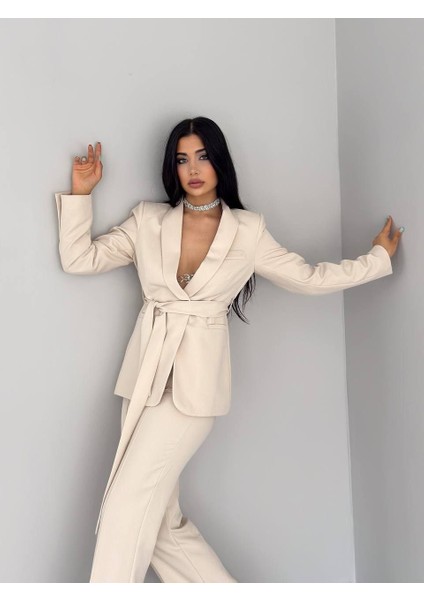 Kadın Ikili Kuşaklı Blazer Ceket Pantolon Takım fırsatları