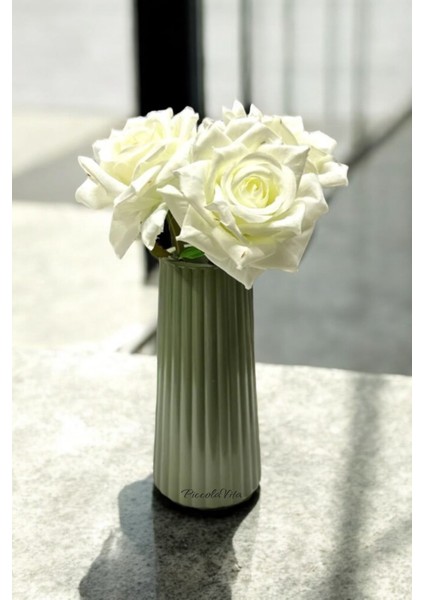 Uzun Çizgili Parlak Dekoratif Vazo | Seramik Hammalzemeli Vazo 18X9X9 fiyatları