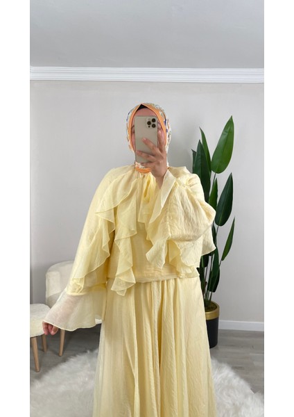 Diana Fırfırlı Şifon Kumaş Ikili Etekli Takım fırsatları