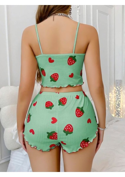 - Pamuklu Yeşil Üstüne Çilek Desen Fitilli Askılı Şortlu Pijama Takımı modelleri