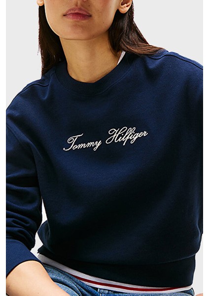 Pamuklu Regular Fit Bisiklet Yaka Logolu Sweat Bayan Sweat WW0WW47159 C1G fırsatları