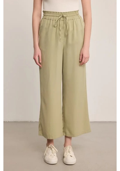 Beli Lastikli Tencel Pantolon - Yeşil