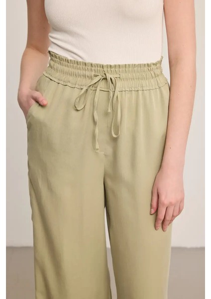Beli Lastikli Tencel Pantolon - Yeşil modelleri