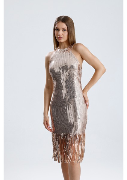 Astarlı Püsküllü Payet Elbise – Işıltılı Gecelerin Yıldızı | ELB36190 Gold