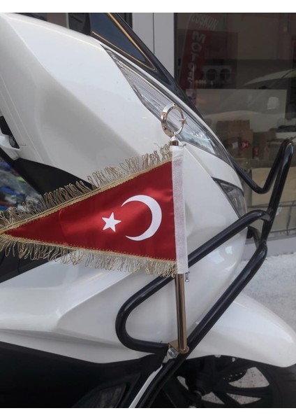 Makam Bayrağı Gold