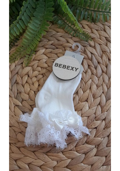 Dantelli Bebek Soket Çorap Krem