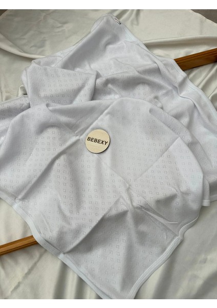 Jakarlı Kundak Battaniye Beyaz fiyatları