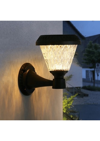 2 Adet Güneş Enerjili LED Duvar Lambası - Kumandalı ve Şık Dış Mekan Aydınlatması
