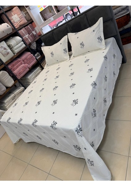 Dreams Nakışlı Pike Takımı 260/260 cm indirimleri