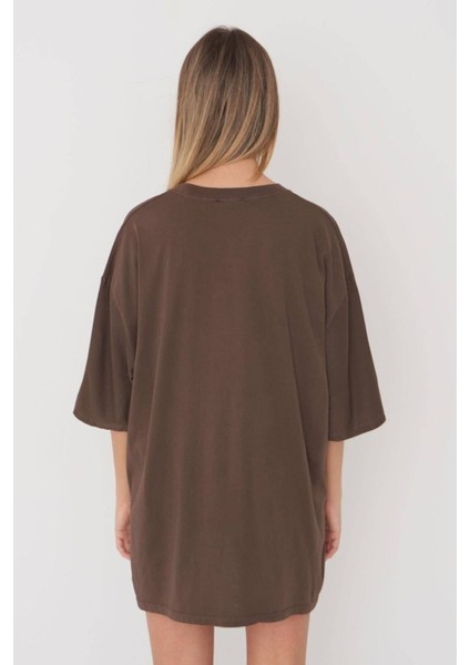 Baskılı Oversize Kahverengi T-Shirt indirimleri