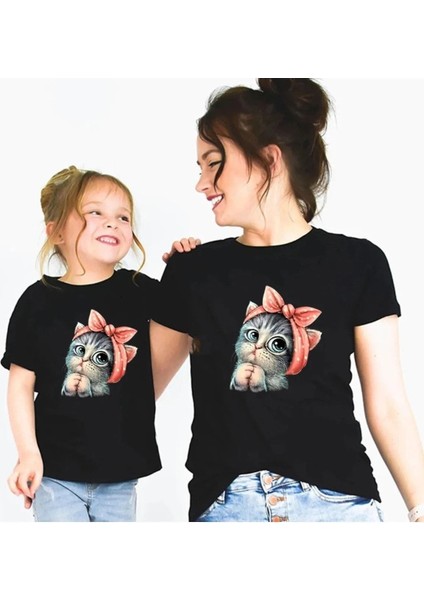 Siyah Fiyonklu Sevimli Kedicik T-Shirt