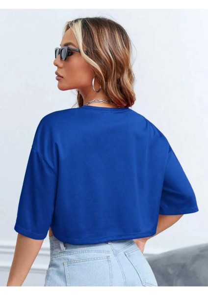 Kadın California Baskılı Oversize Crop T-Shirt fiyatları