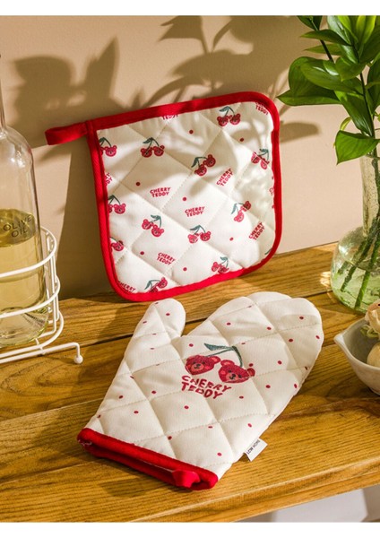 Renkli Kiraz Baskılı Fırın Eldiveni ve Tutaç, Şık ve Dayanıklı Mutfak Gereçleri modelleri