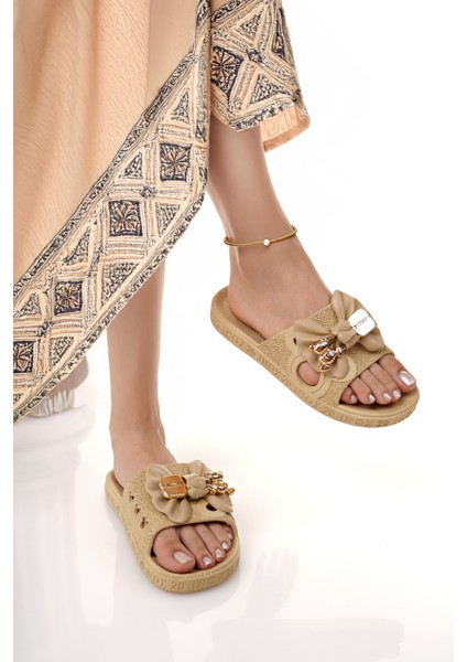 Kadın Terlik Bej Kaydırmaz Su Geçirmez Şık Ev Dışarı Plaj Yazlık Günlük Terlik