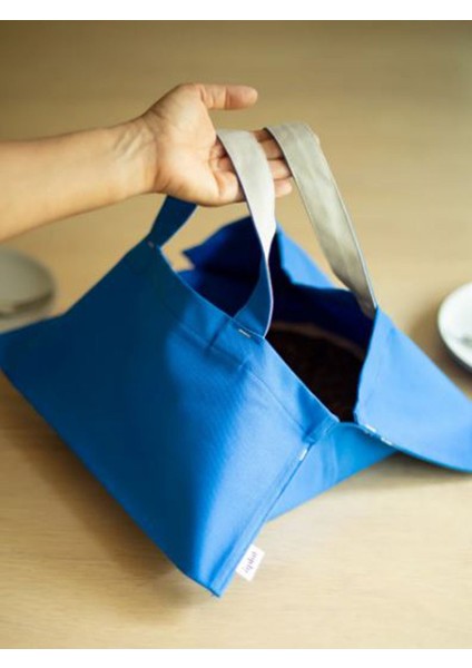 Mavi Güveç ve Tabak Taşıma Çantası, Pratik ve Şık Tasarım