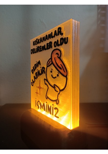 Kişiye Özel Isimli Hediyelik Kablolu LED Lamba - M12 - Kıskananlar Oldu Dedim Olabilir -Amber Işıklı indirimleri