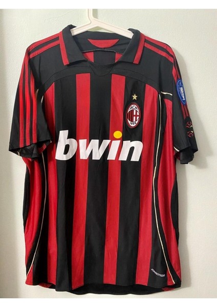 Milan 2007 Deplasman Kırmızı Gattuso Yetişkin Kısa Kol Forması fiyatları