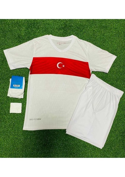 Milli Takım Beyaz Ferdi Kadıoğlu Çocuk Forması 4lü Set Forma+Şort+Çorap+Bileklik fiyatları
