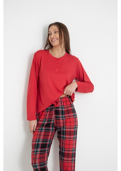 Kadın Kırmızı Uzun Kollu Pijama Takımı – Düğmeli Bisiklet Yaka, Paça Lastikli Ekose Alt fiyatları
