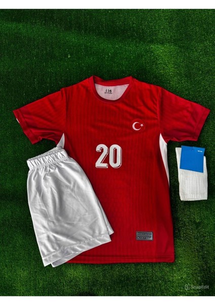 Türkiye Miili Takım Ferdi Kadıoğlu Çocuk Kırmızı Forması fiyatları