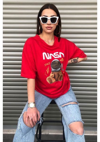 Oversize Nasa Ayıcık Baskılı Unisex Kırmızı T-Shirt