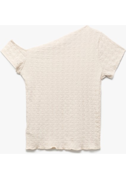 Yeni Sezon Bürümcük Kumaş Slim Fit Kısa Kollu Asimetrik Yaka Bluz fırsatları
