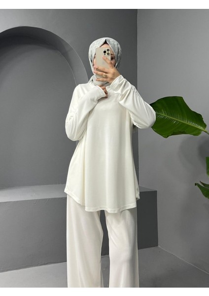 Yuvarlak Yaka Oval Kesim Cepli Pantolonlu Osyho Takım -Beyaz