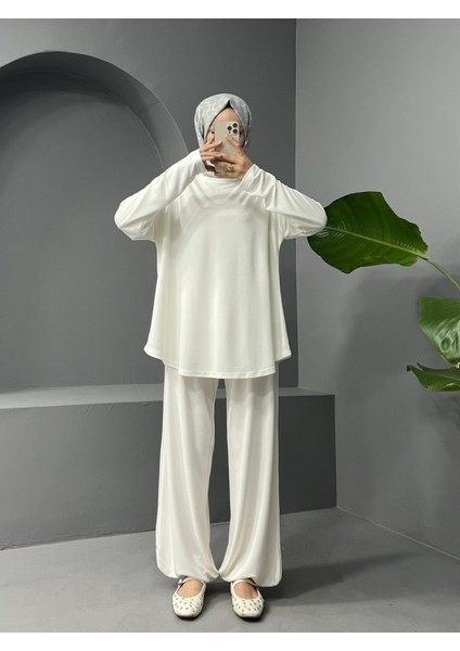 Yuvarlak Yaka Oval Kesim Cepli Pantolonlu Osyho Takım -Beyaz fiyatları