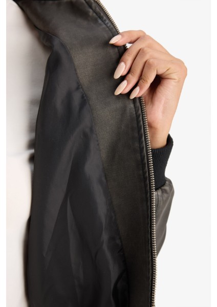 Polo Yaka Fermuarlı Cepli Suni Deri Ceket Mont E8536AX25AU