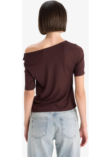 Slim Fit Dar Kesim Kayık Yaka Kısa Kollu Bluz F8008AX25AU