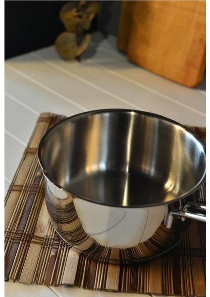 Dökme Ağızlı Sütlük 22X12 cm 4.60 Litre 4002 indirimleri