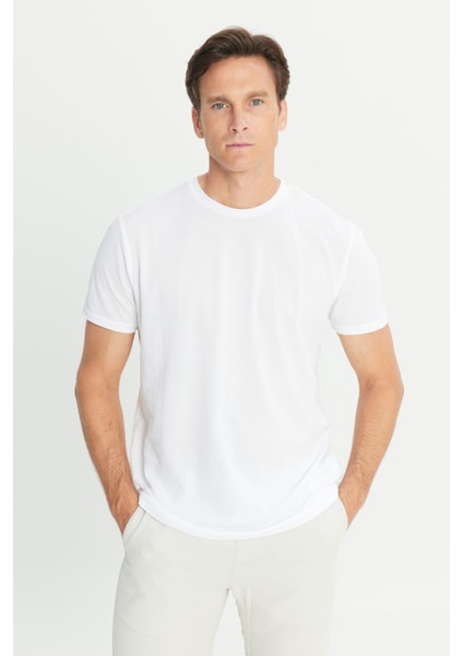 Pamuklu Slim Fit Dar Kesim Bisiklet Yaka Tişört modelleri
