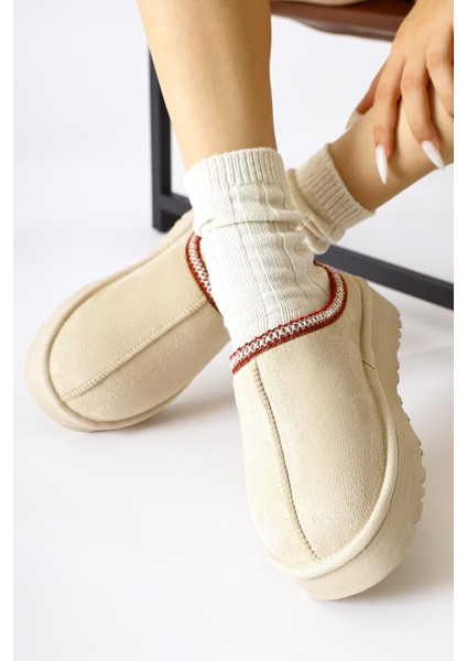 Anne-Liis Bej Süet Dokuma Detaylı Kışlık Terlik fiyatları