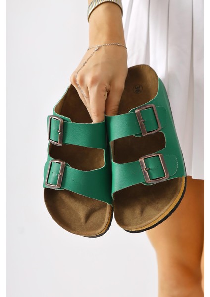 Beti Yeşil Çift Bantlı Terlik modelleri