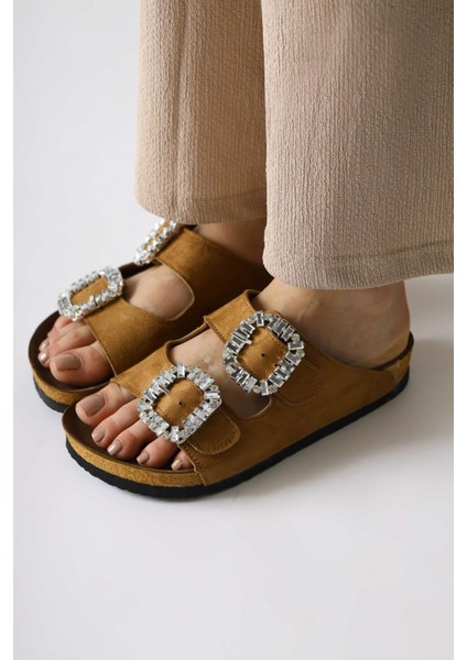 Brisa Taba Süet Taş Detaylı Tokalı Çift Bantlı Terlik fiyatları