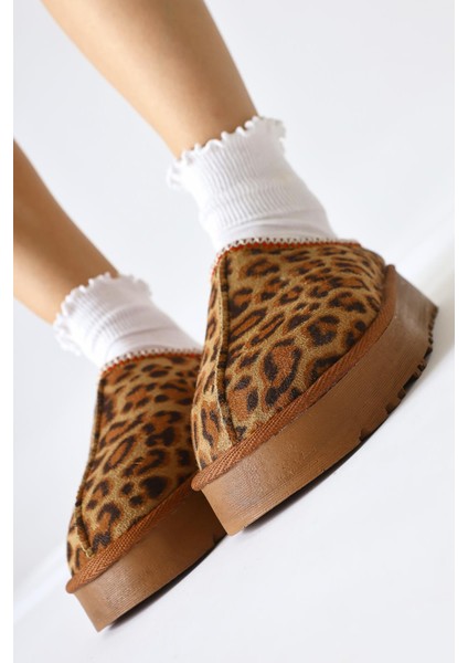 Anne-Liis Leopar Desenli Süet Dokuma Detaylı Kışlık Terlik fiyatları