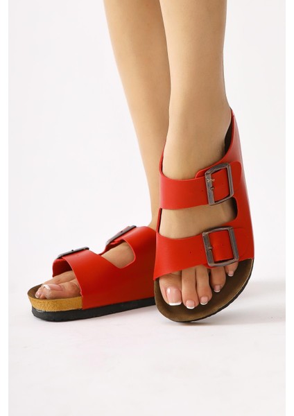 Beti Kırmızı Çift Bantlı Terlik