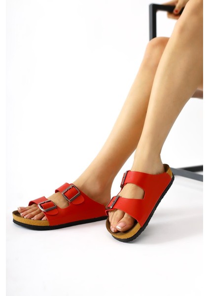 Beti Kırmızı Çift Bantlı Terlik fırsatları