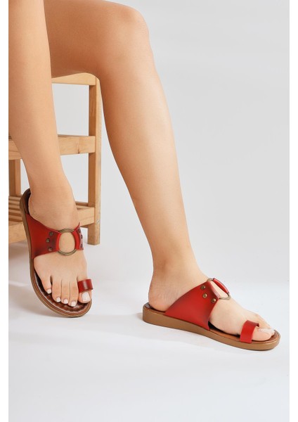 Hakiki Deri Bitania Kırmızı Parmak Arası Terlik fiyatları